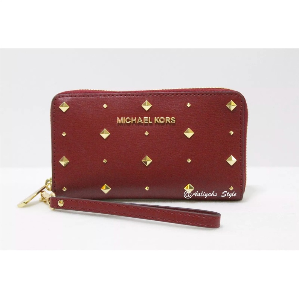 Smartphone Wristlet